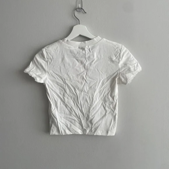 NWT: Edikted tee with cute Bambi print and bow decoration Size: S - Picture 5 of 5